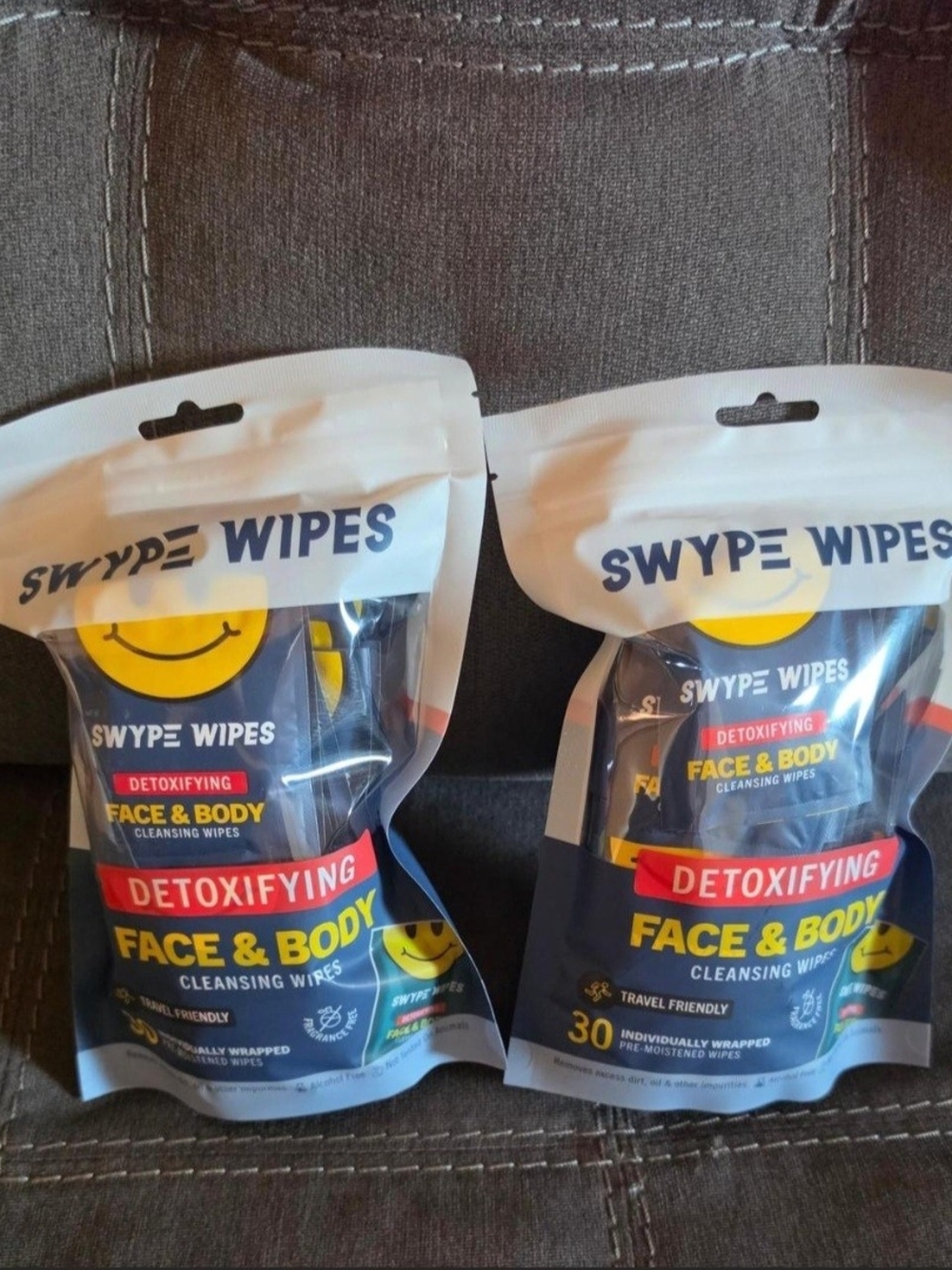 Swype wipes detoxifying face cleansing wipes. 30 wipes per pack. ( 2 Packs)
